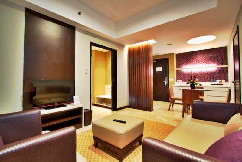 Soll Marina Hotel & Conference Center Bangka Pangkal Pinang Eksteriør billede
