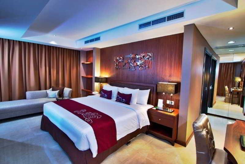 Soll Marina Hotel & Conference Center Bangka Pangkal Pinang Eksteriør billede