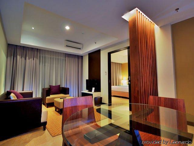 Soll Marina Hotel & Conference Center Bangka Pangkal Pinang Eksteriør billede