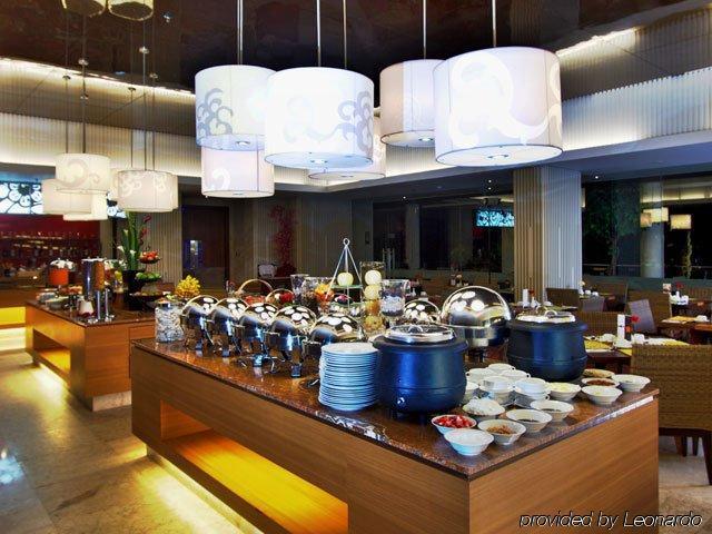 Soll Marina Hotel & Conference Center Bangka Pangkal Pinang Eksteriør billede