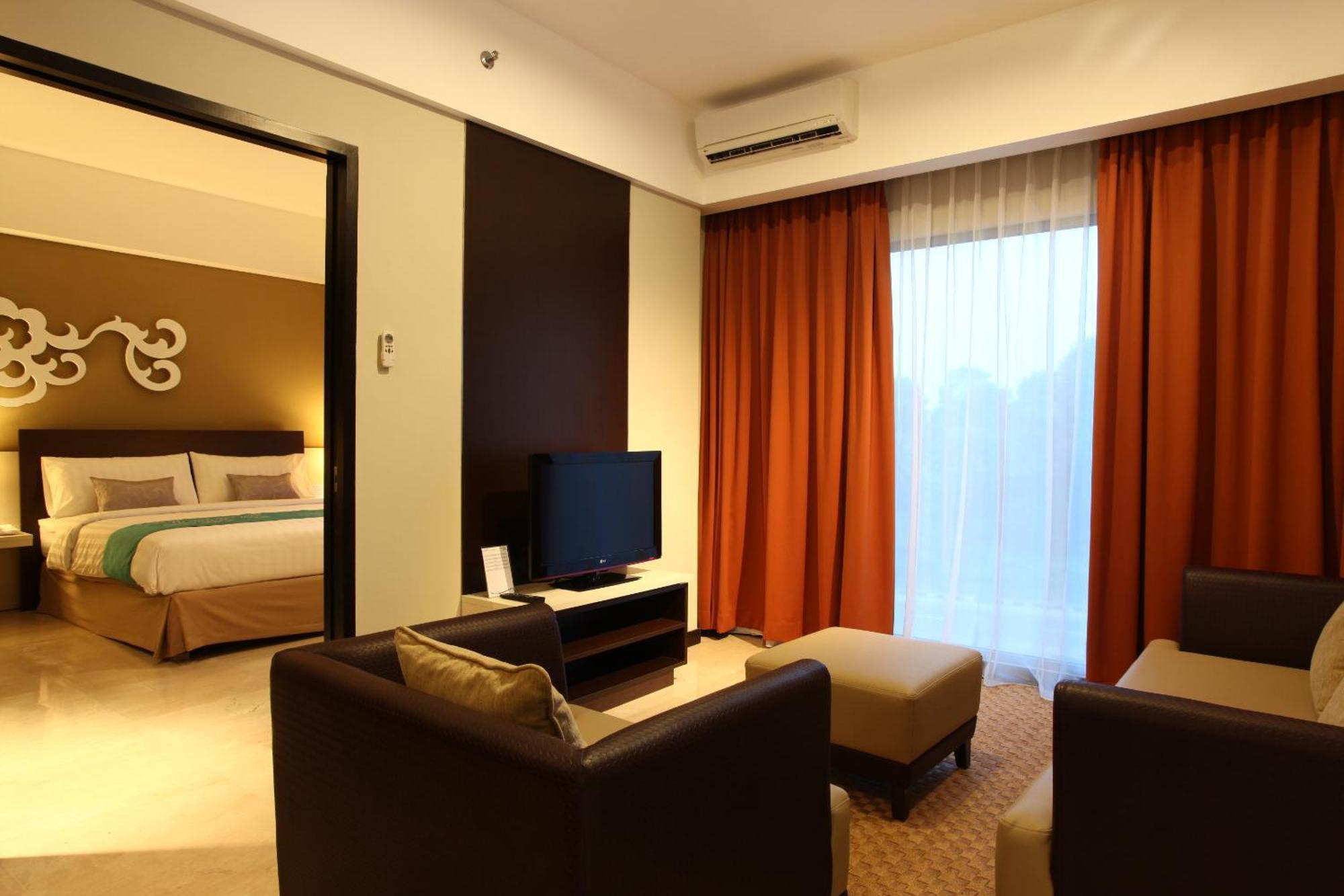 Soll Marina Hotel & Conference Center Bangka Pangkal Pinang Eksteriør billede