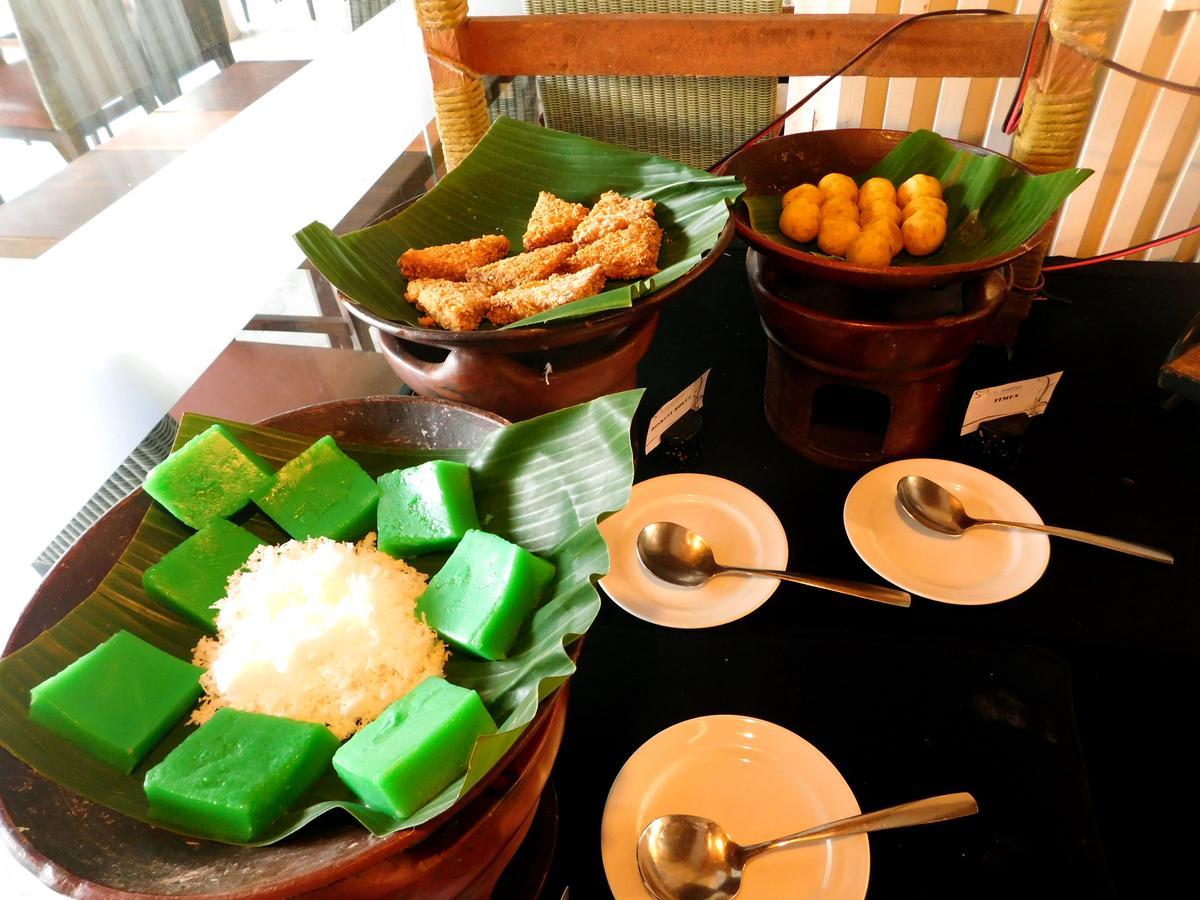 Soll Marina Hotel & Conference Center Bangka Pangkal Pinang Eksteriør billede