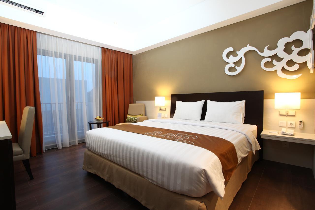 Soll Marina Hotel & Conference Center Bangka Pangkal Pinang Eksteriør billede
