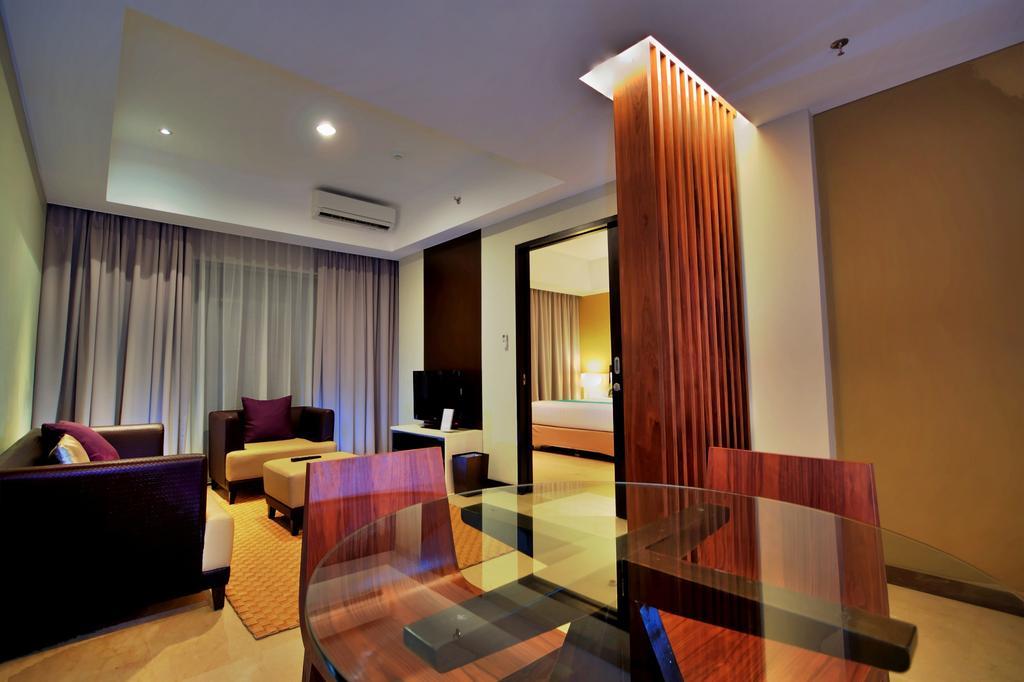 Soll Marina Hotel & Conference Center Bangka Pangkal Pinang Eksteriør billede