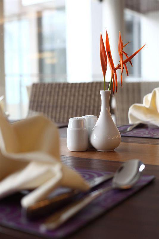 Soll Marina Hotel & Conference Center Bangka Pangkal Pinang Eksteriør billede